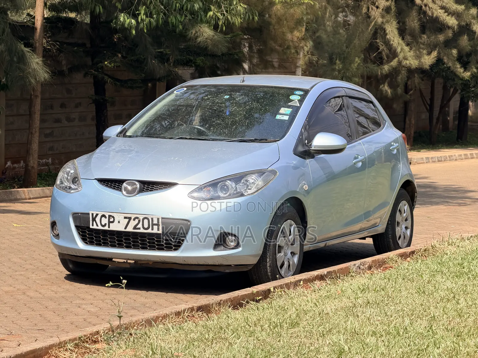 Mazda Demio 2011