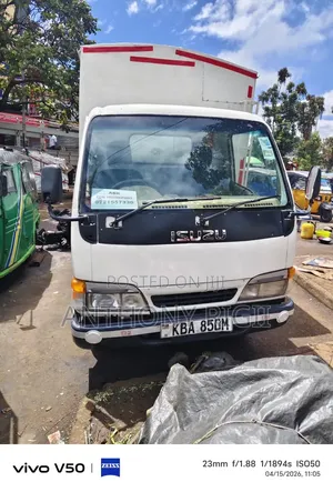 2000 Model Isuzu NPR – Manual Diesel