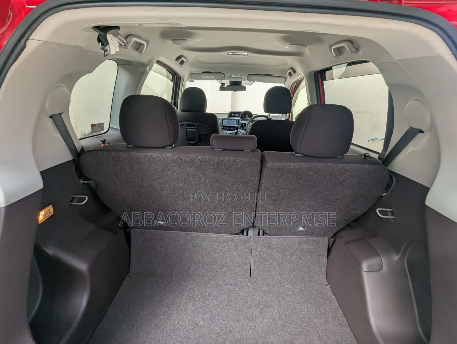 Toyota Spade 2018 Red