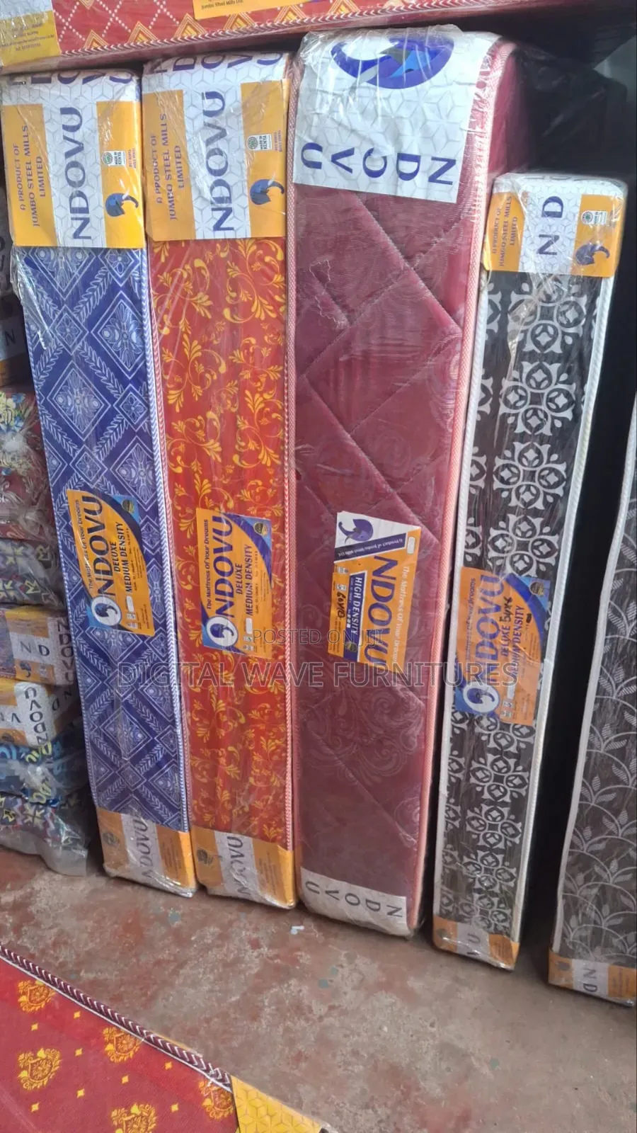 Quinted 4*6 8"Matress Plus 2 Free Pillows