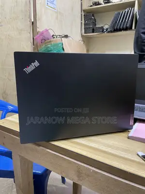 Laptop Lenovo ThinkPad E14 Gen 3 16GB AMD Ryzen 7 SSD 1T