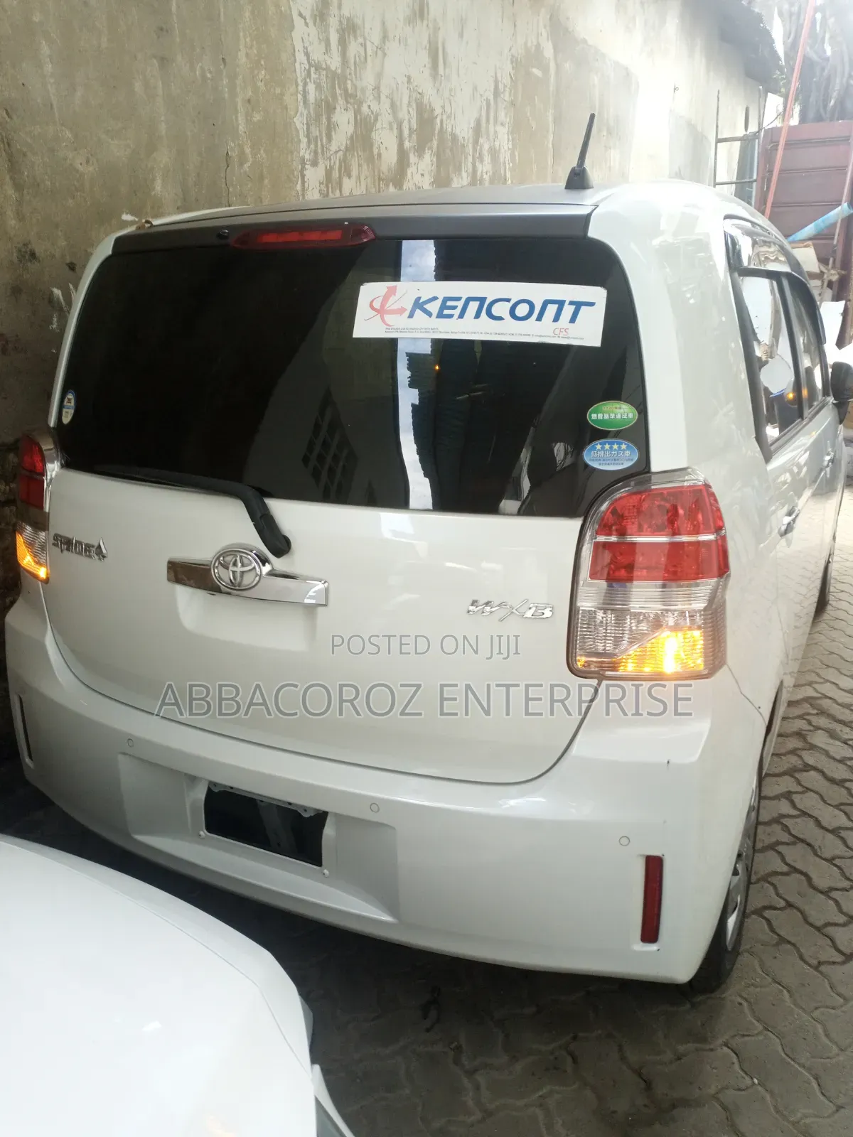 Toyota Spade 2018 White