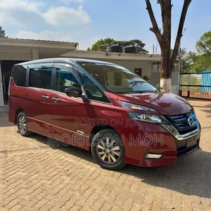 Nissan Serena 2019 Red