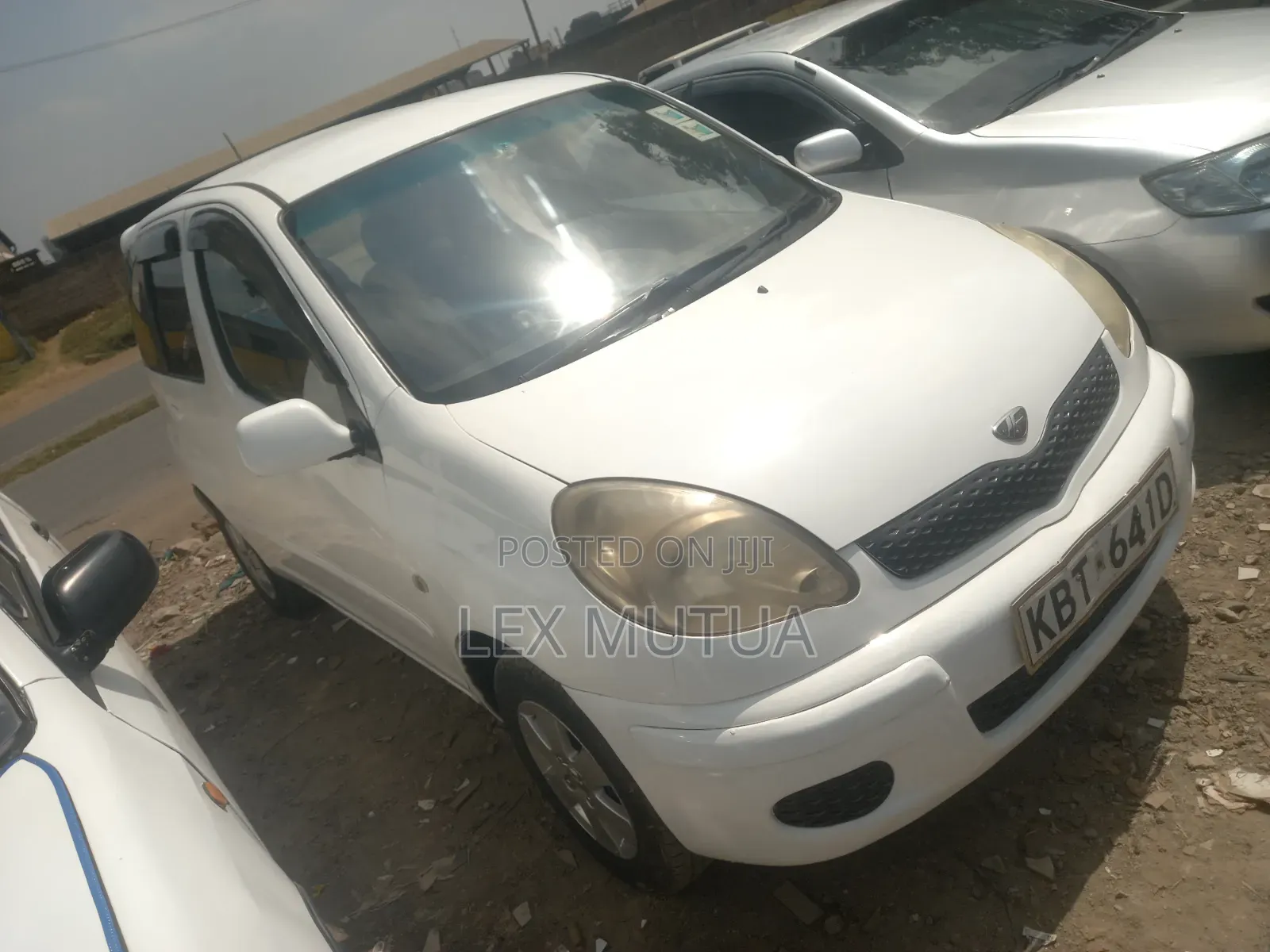 Toyota Fun Cargo 2005 White