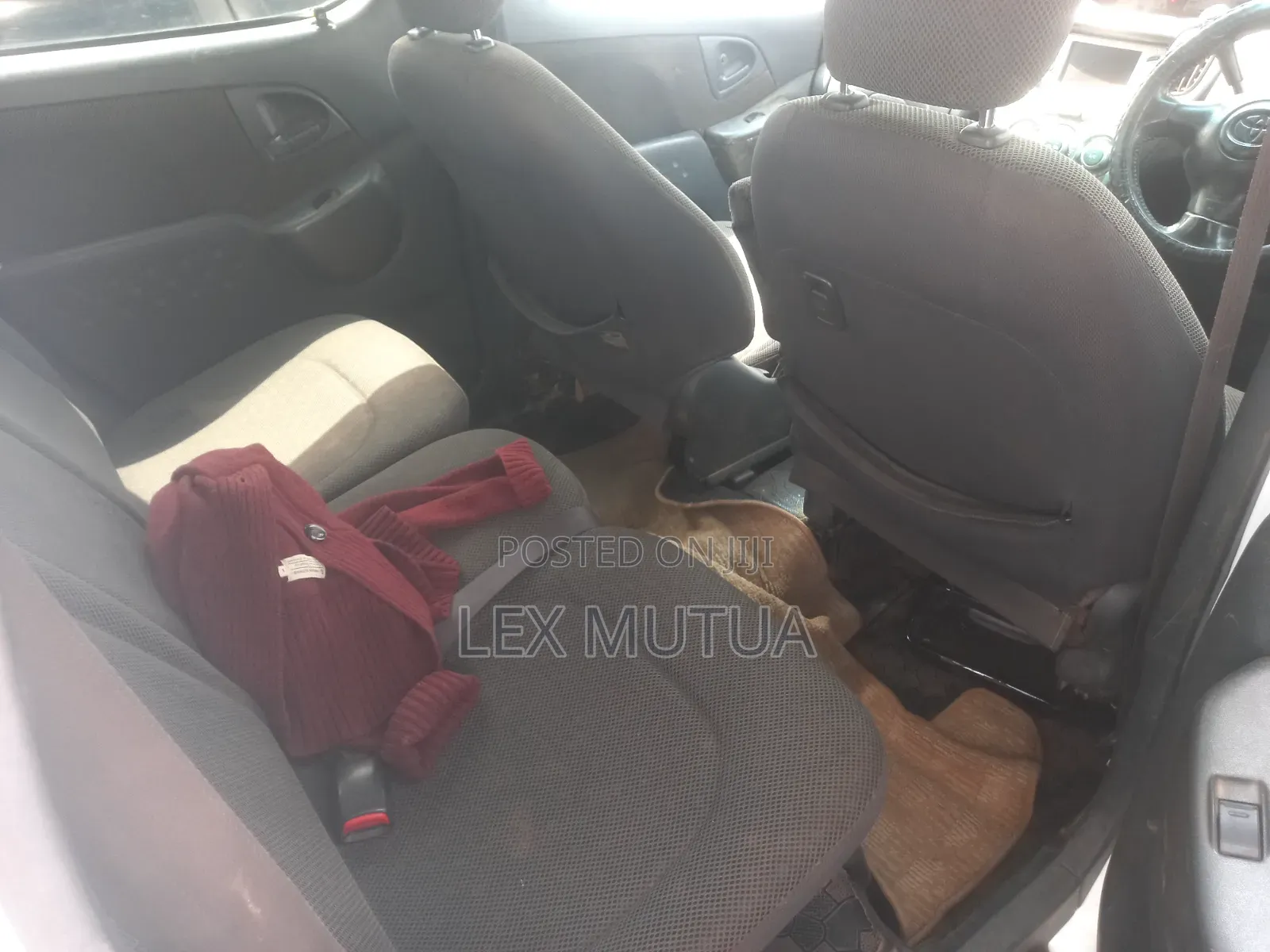 Toyota Fun Cargo 2005 White