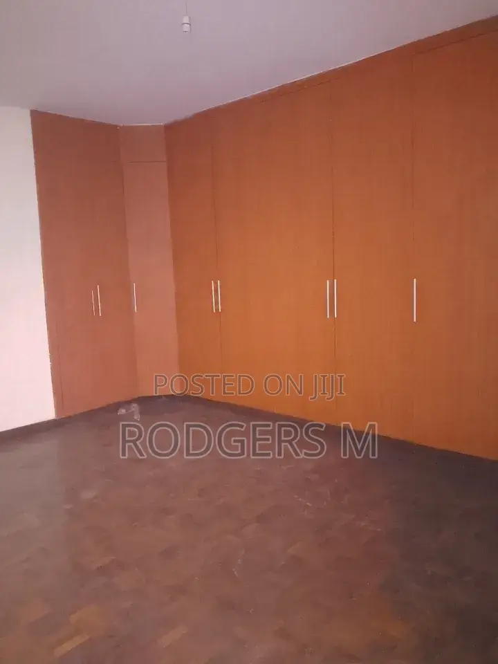 3bdrm Apartment in Raphta Road Area for rent