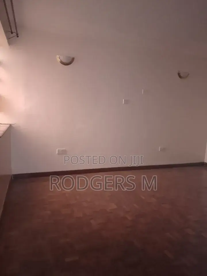 3bdrm Apartment in Raphta Road Area for rent