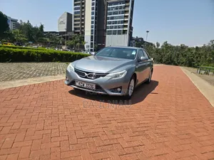 Toyota Mark X 2013