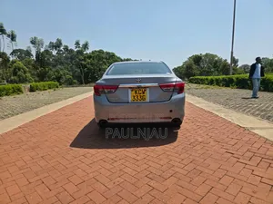 Toyota Mark X 2013