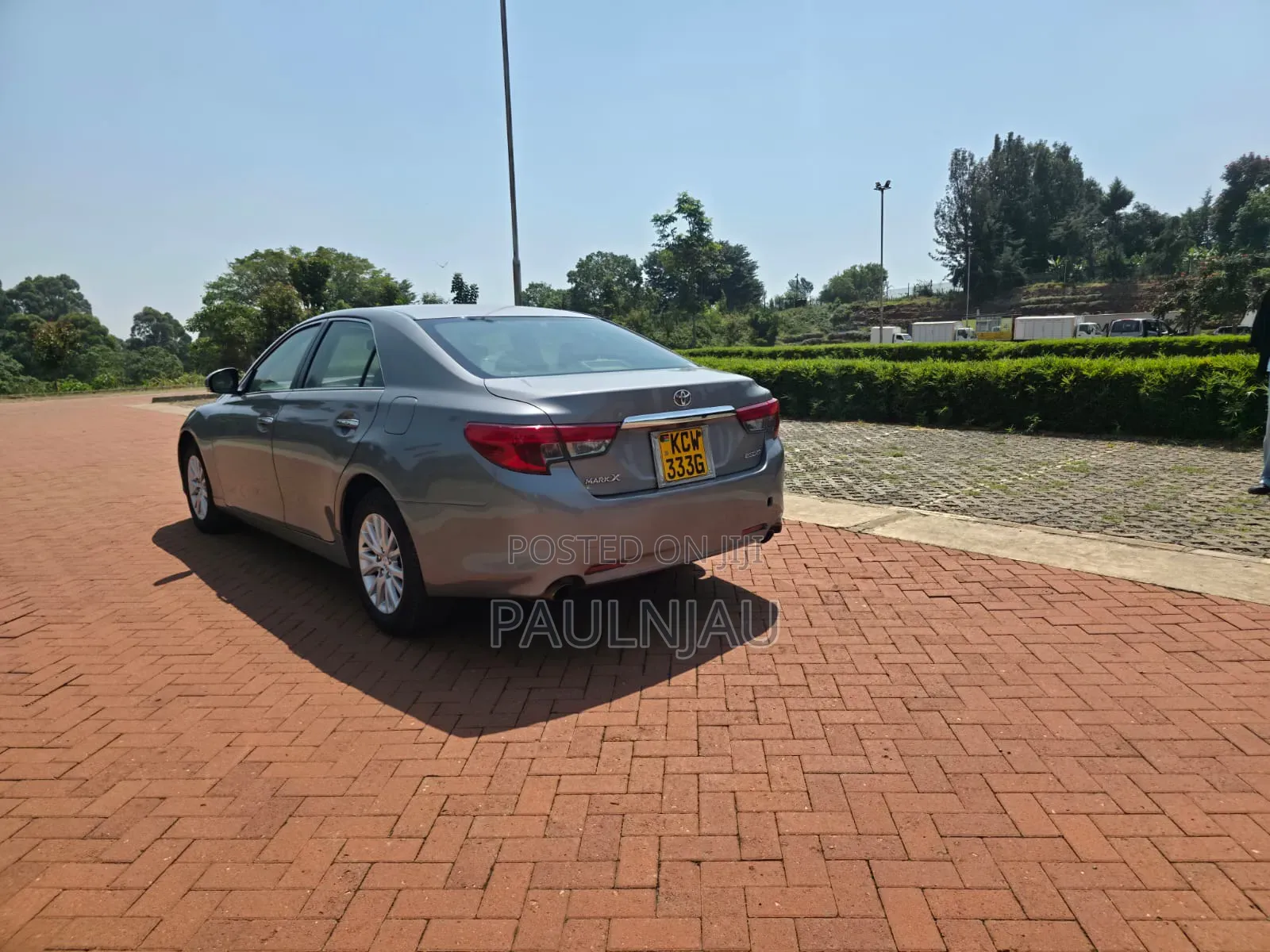 Toyota Mark X 2013