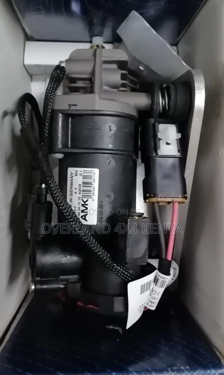Allmakes - AMK Air Suspension Compressor -D3/D4/Range Rover Sport