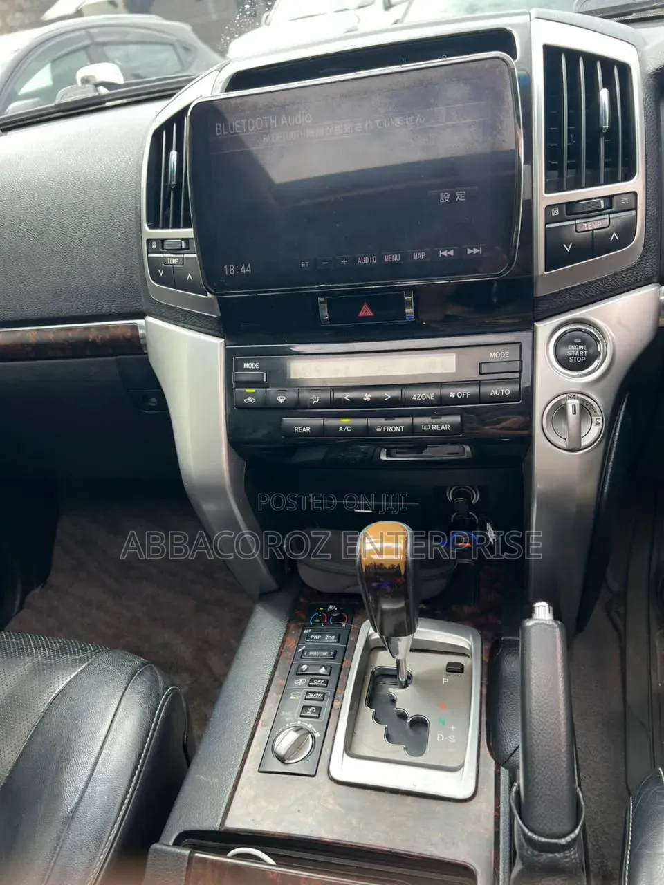 Toyota Land Cruiser 2015 White