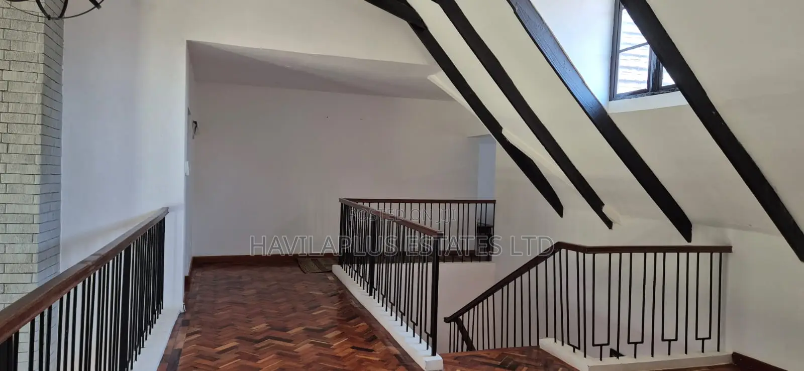 3bdrm House in Kays, Kenyatta Road / Theta for rent