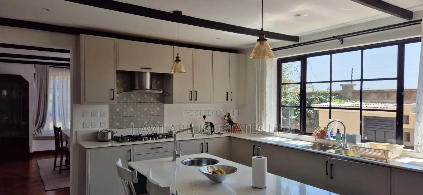 3bdrm House in Kays, Kenyatta Road / Theta for rent