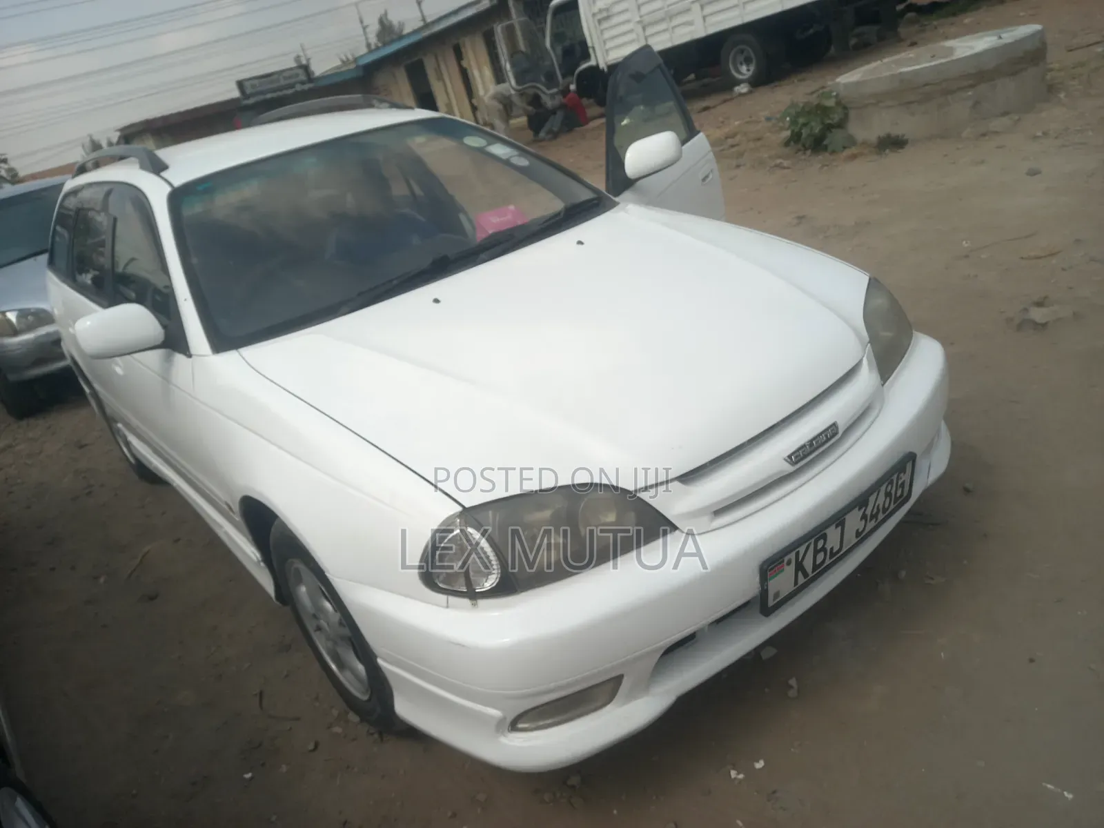 Toyota Caldina 2002 White