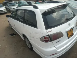 Toyota Caldina 2002 White