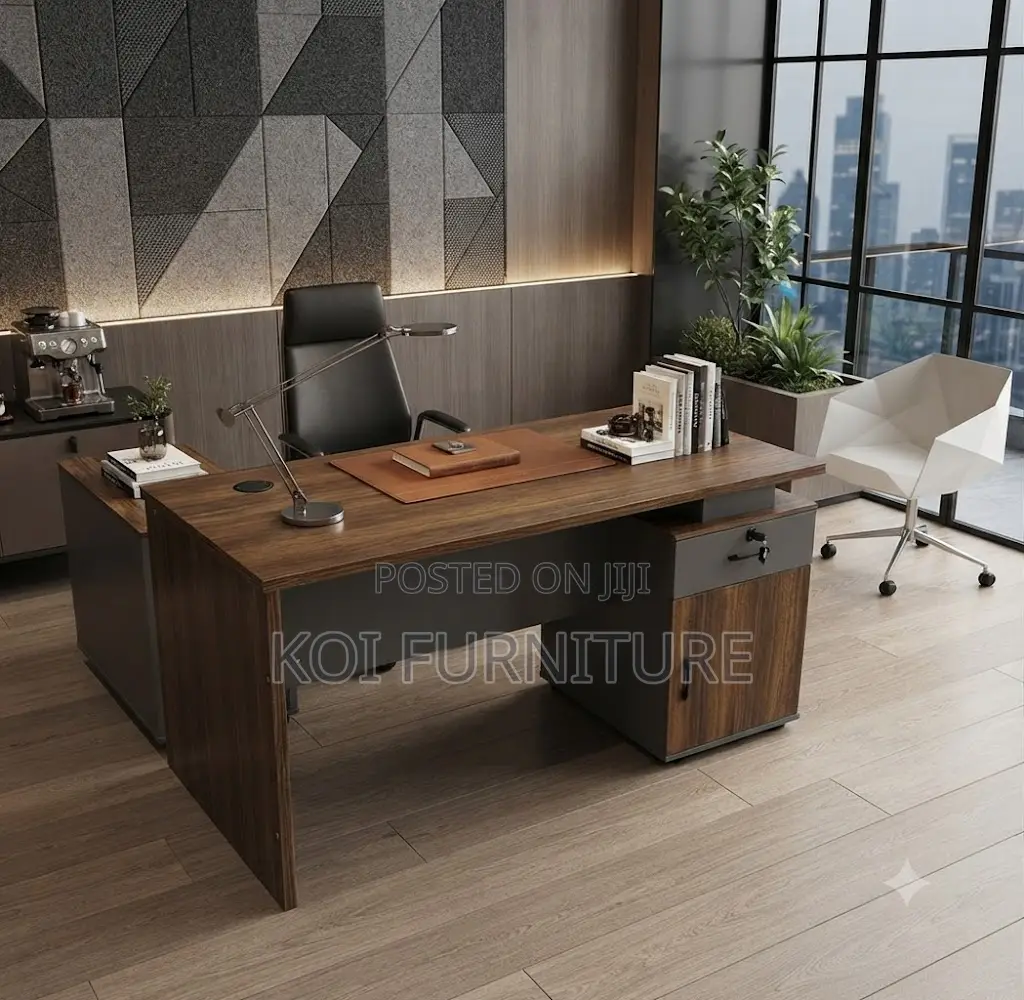 Office Desk; 1.4 Meter Executive Office Desk With Power Manage Cable