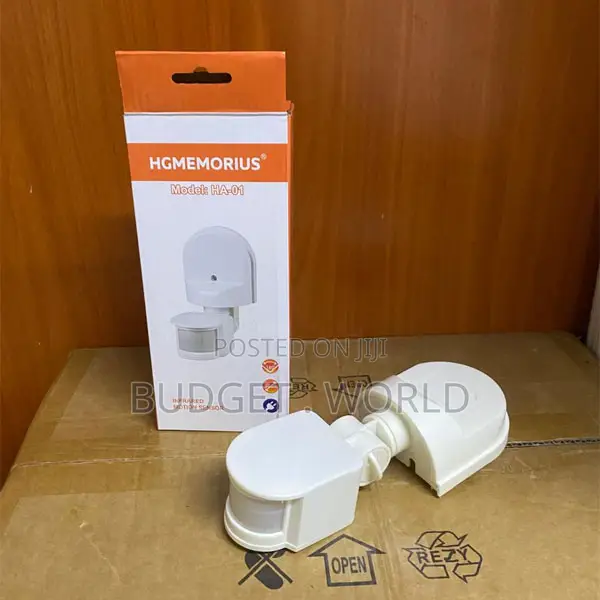 180° PIR Motion Sensor for LED Lights – Adjustable Brightness