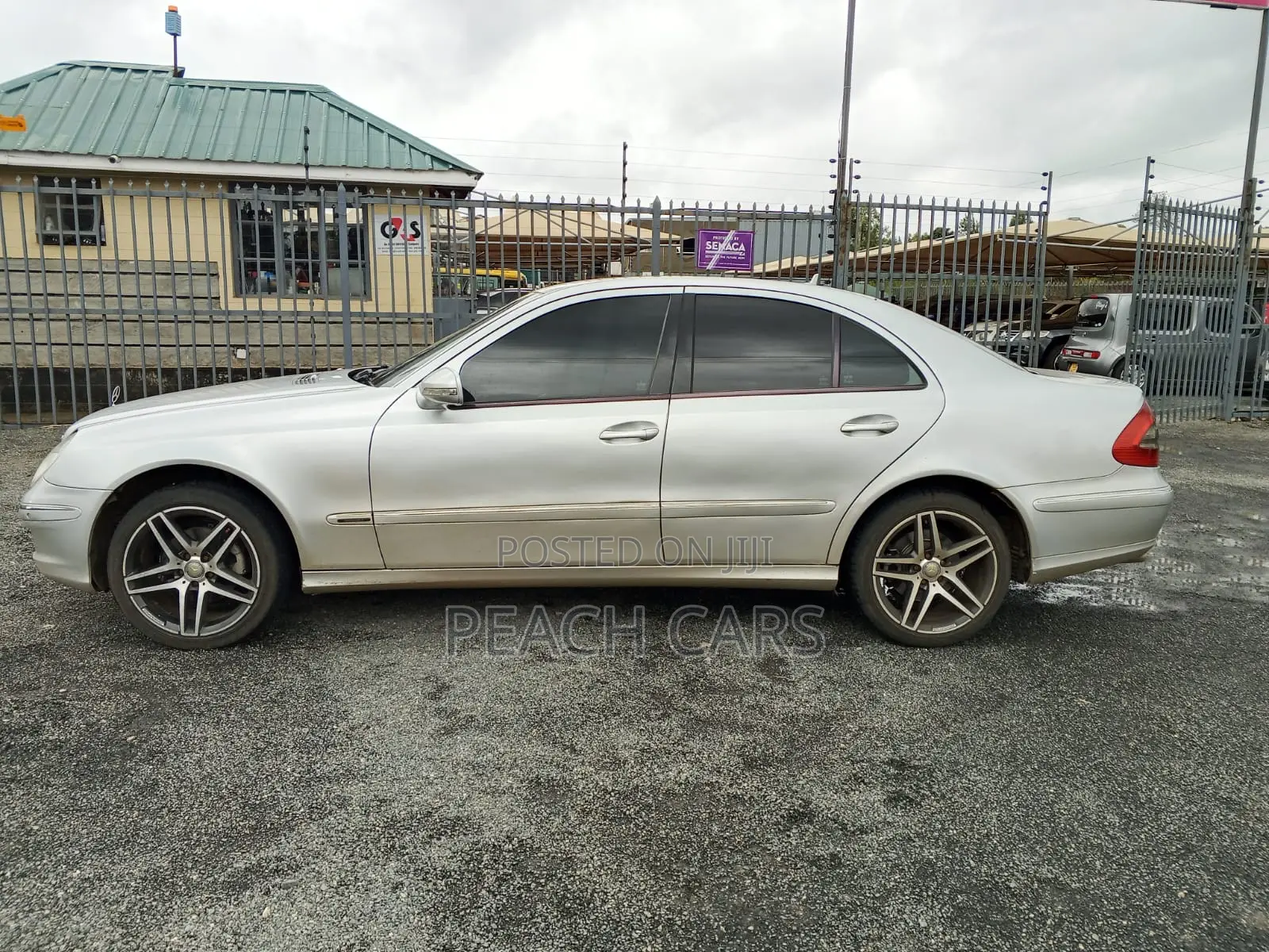 Mercedes-Benz E250 2008 Silver