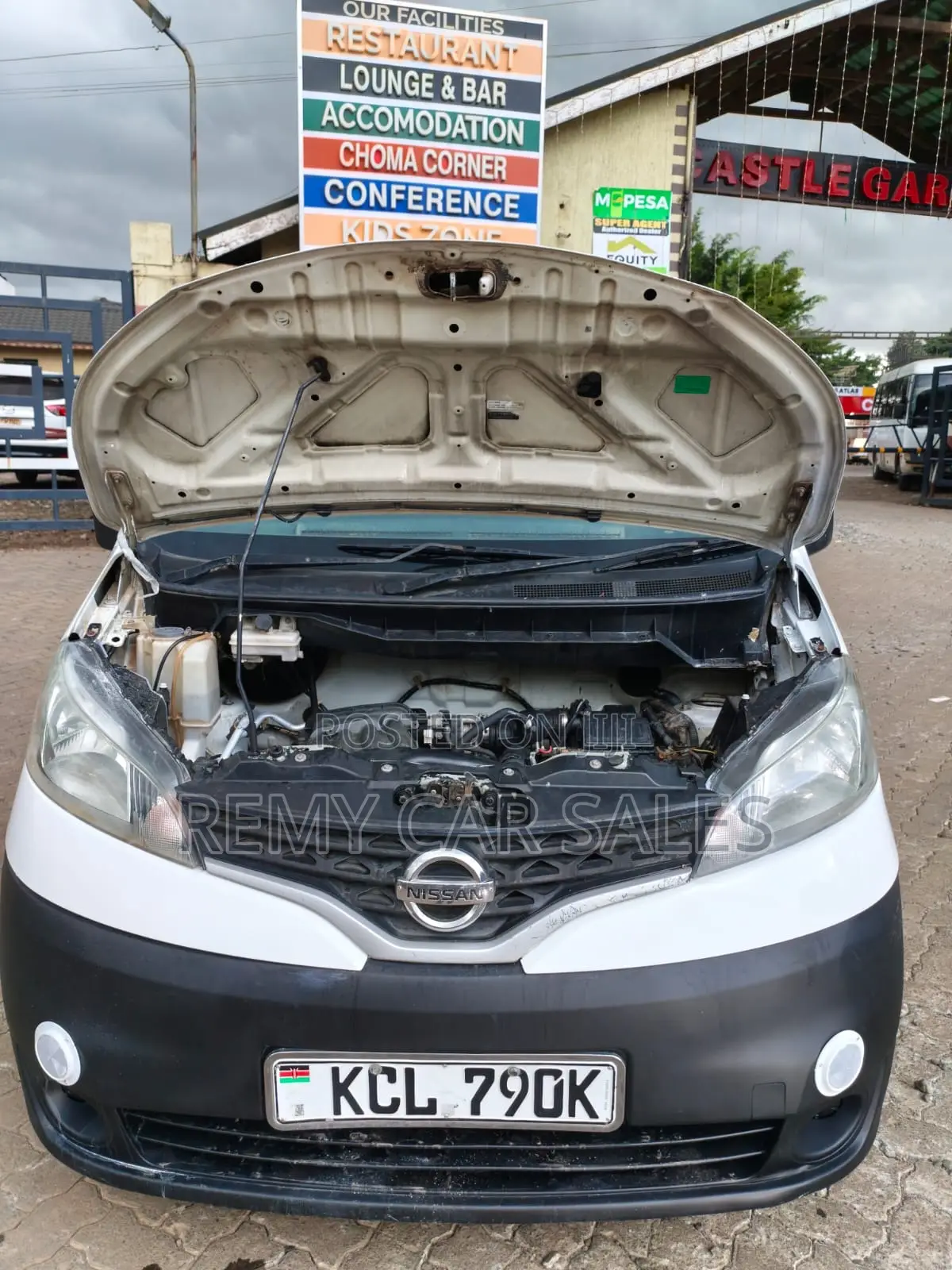 Nissan NV200 2010 White