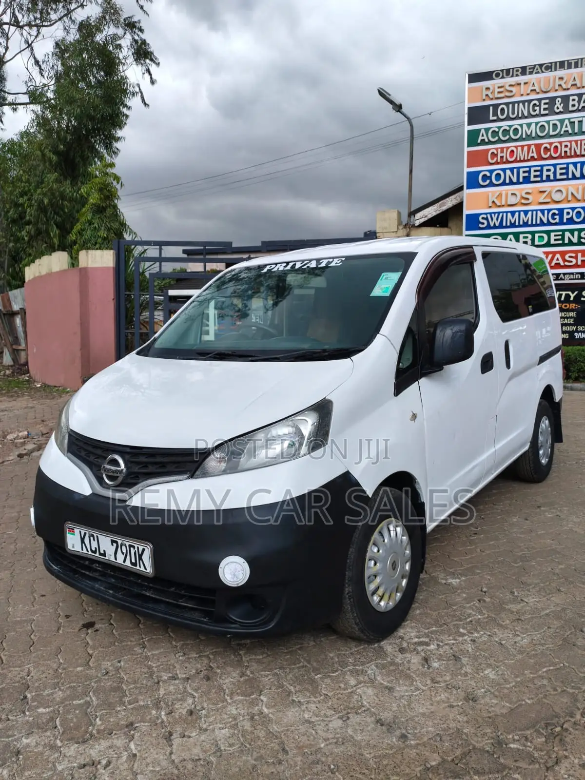 Nissan NV200 2010 White