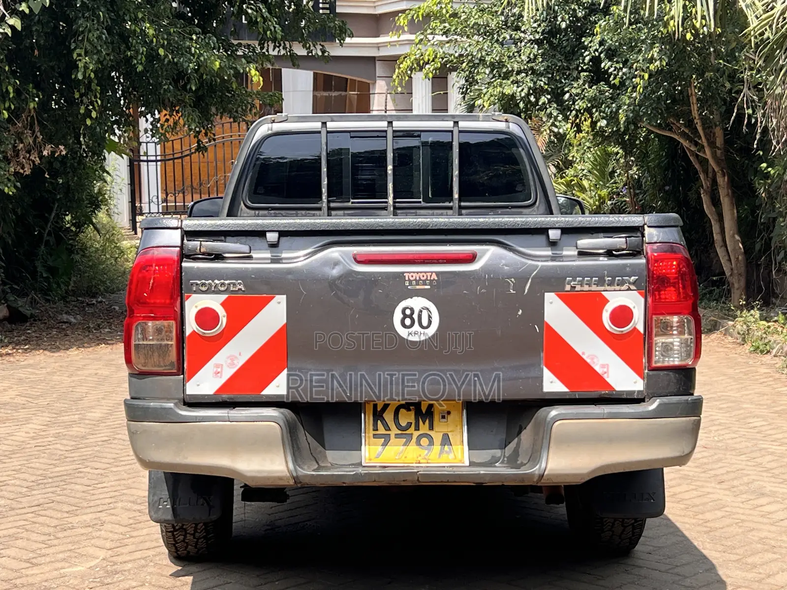 Toyota Hilux 2017 Gray