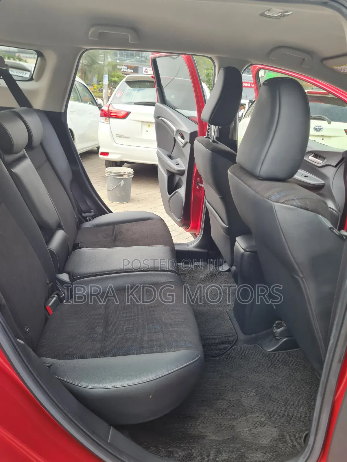 Honda Fit Shuttle 2019 Red
