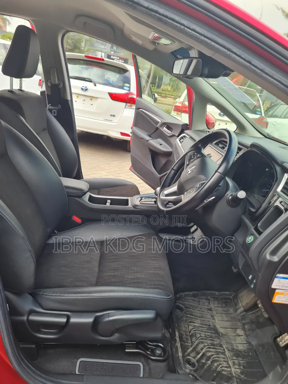Honda Fit Shuttle 2019 Red