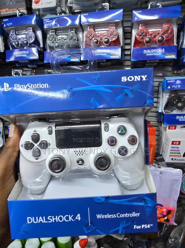 Sony DualShock 4 Controller for PS4 With Touch Pad - thumbnail 2