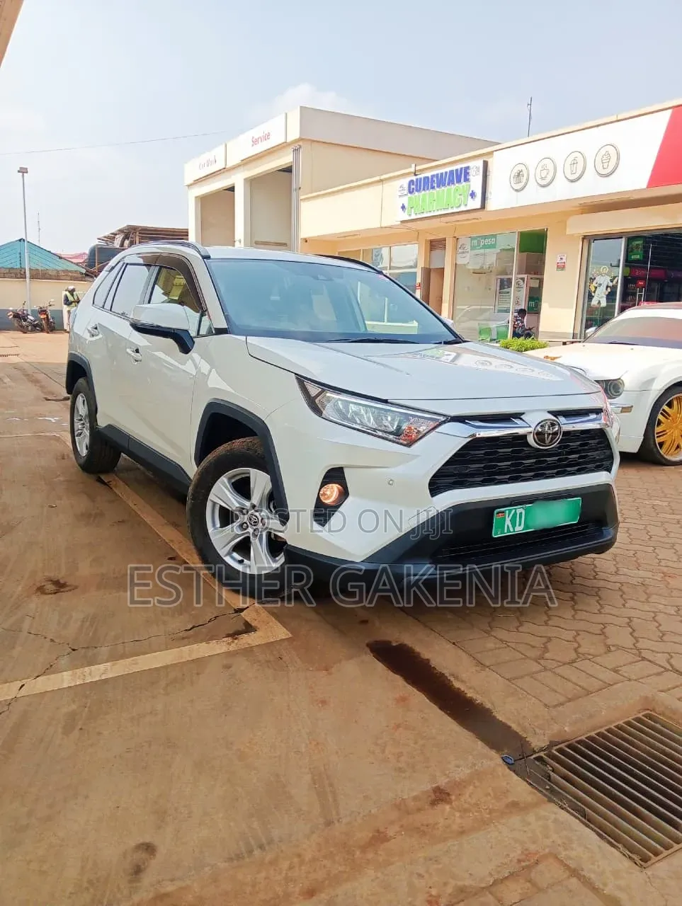 Toyota RAV4 2019 Pearl
