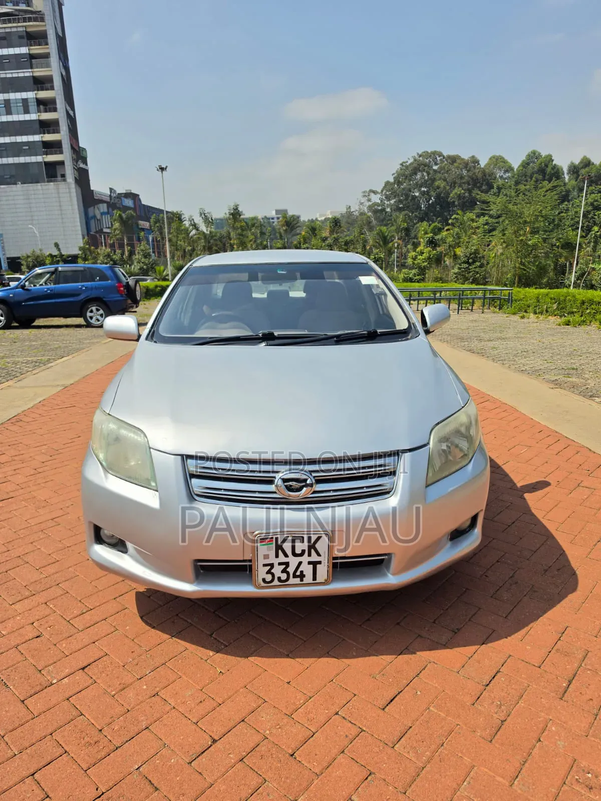 Toyota Axio 2010