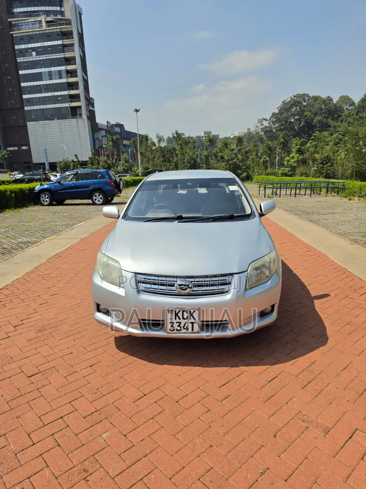Toyota Axio 2010