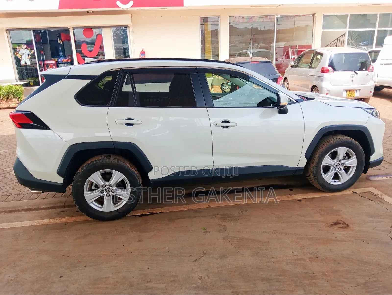 Toyota RAV4 2019 Pearl