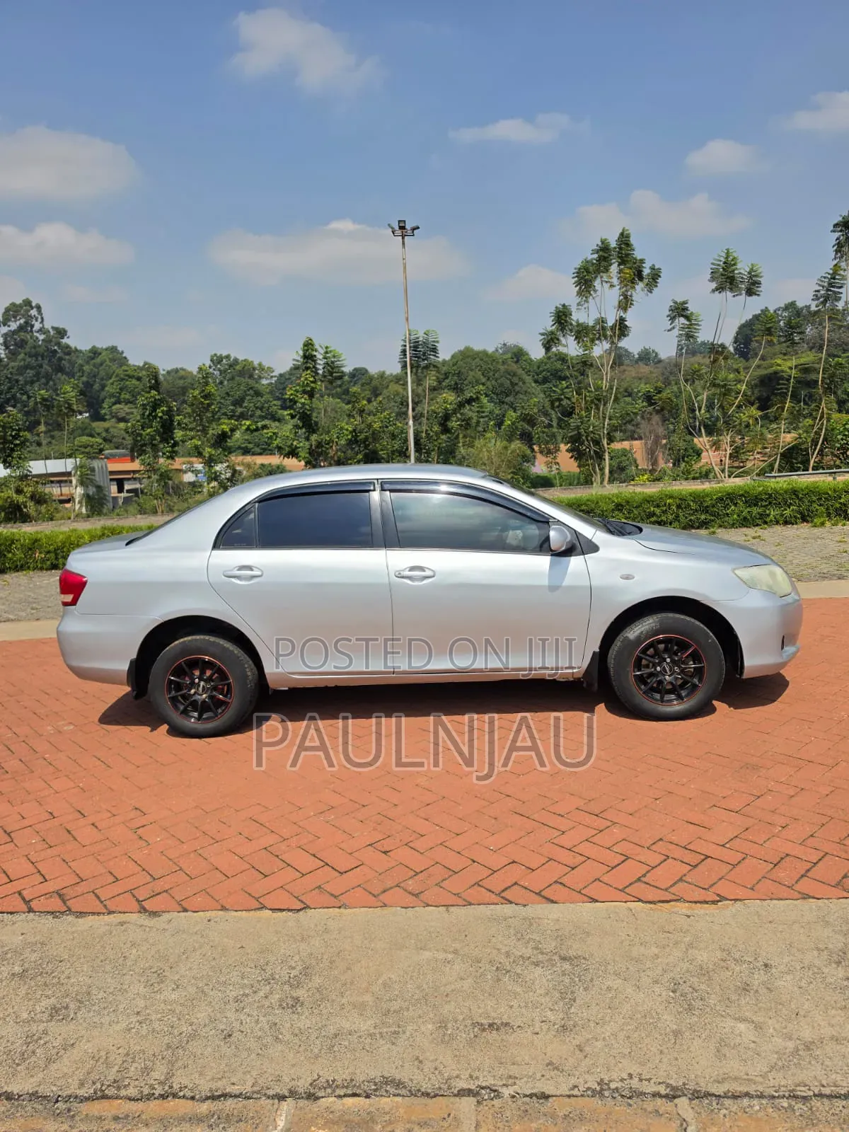 Toyota Axio 2010