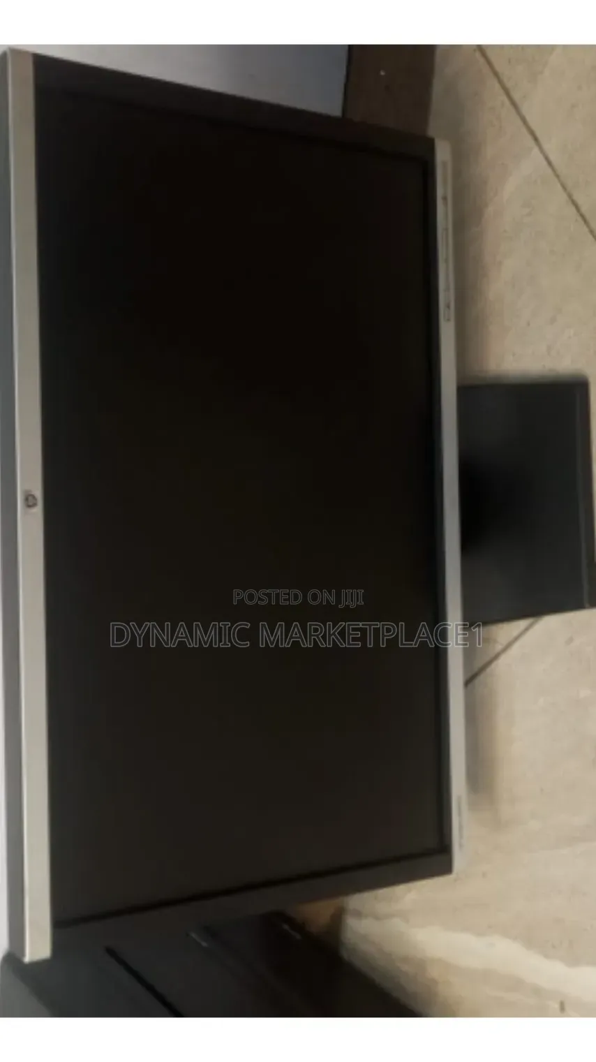 24inch HP Monitor With Vga and Display