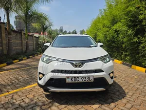 Toyota Noah 2014 White