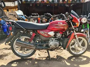 TVS HLX Plus ES 2021 Red