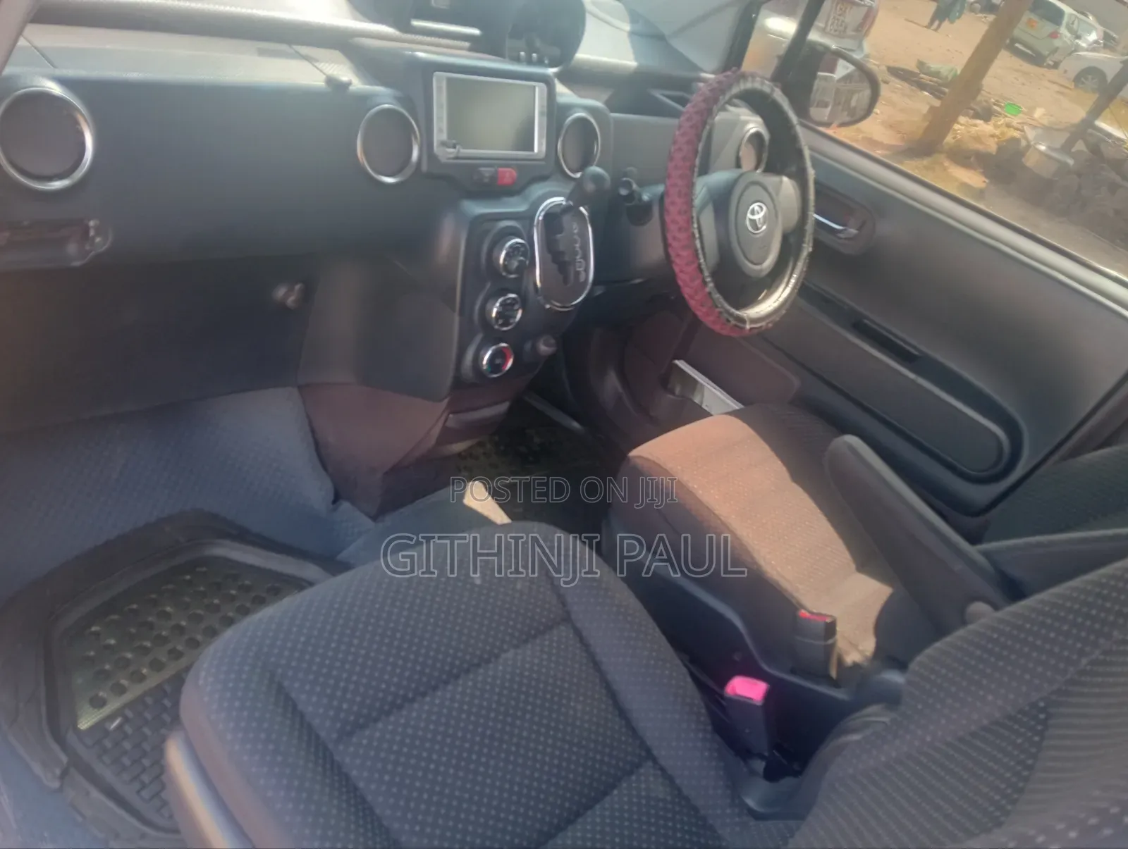Toyota Spade 2015 Black