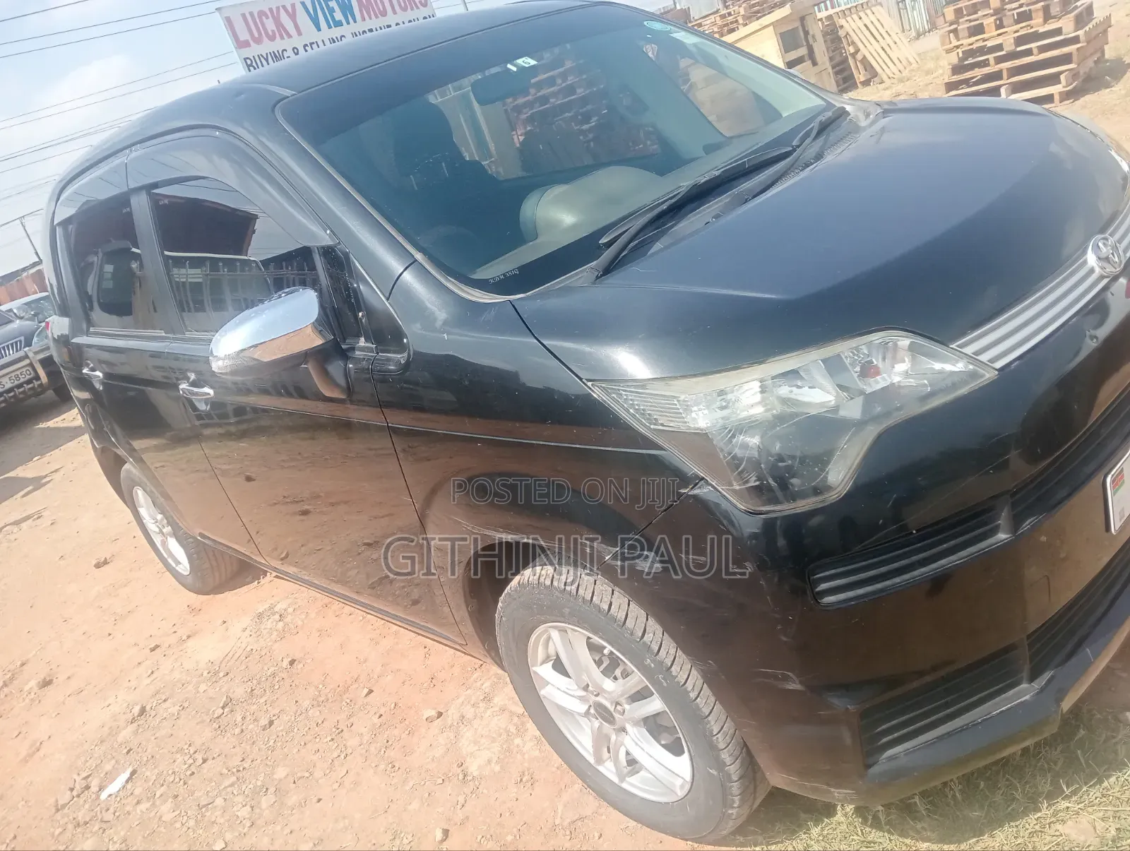 Toyota Spade 2015 Black