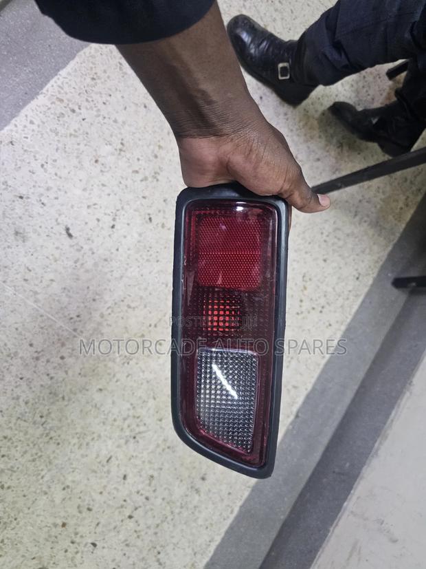 Toyota Landcruiser Prado J120 UK Reflector Bumper