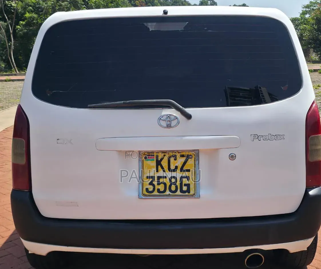 Toyota Probox 2012