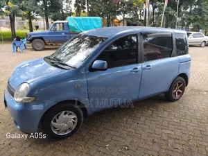 Toyota Sienta 2010 Blue