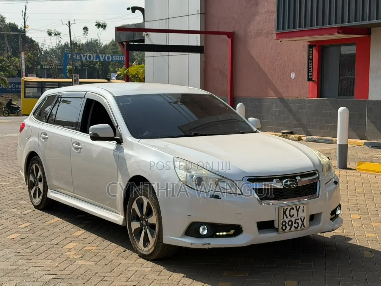 Subaru Legacy 2013 White