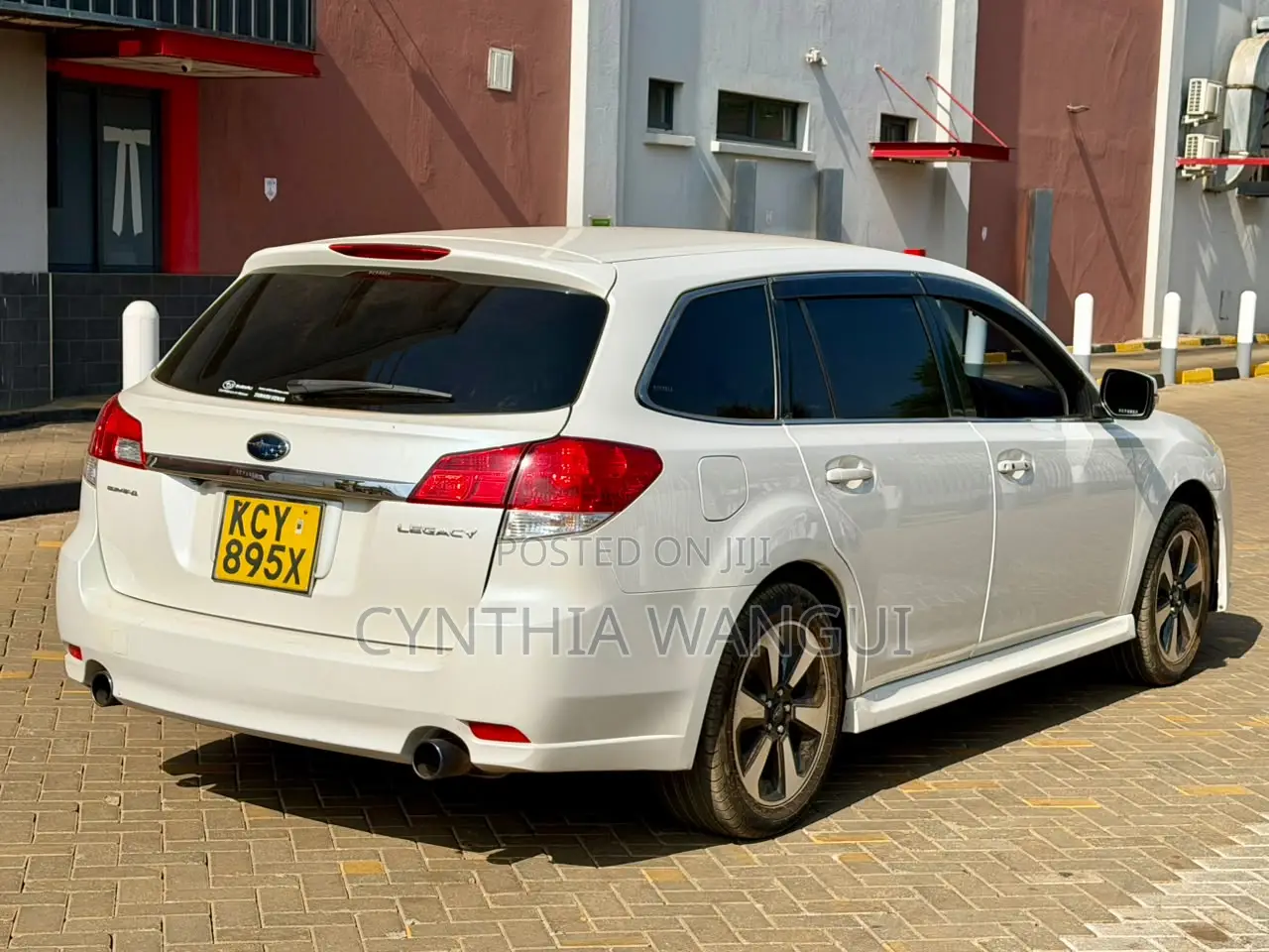 Subaru Legacy 2013 White