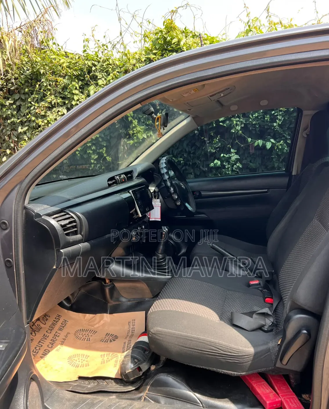 Toyota Hilux 2017 Gray