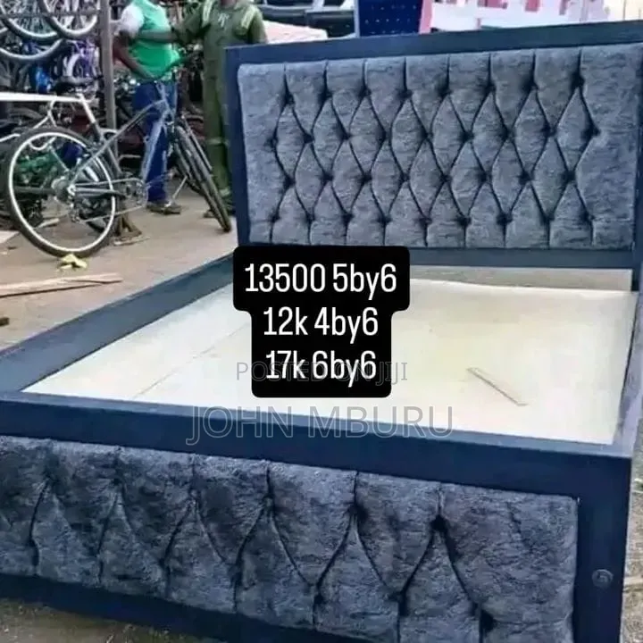 6by6 Gray Mocket Bed