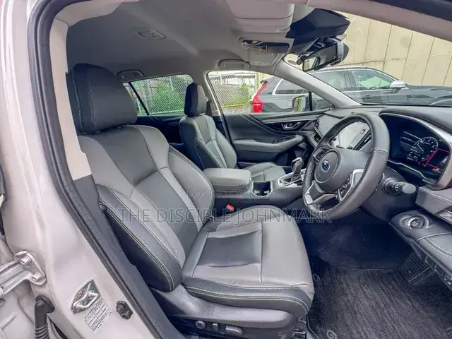 Subaru Outback 2023 White