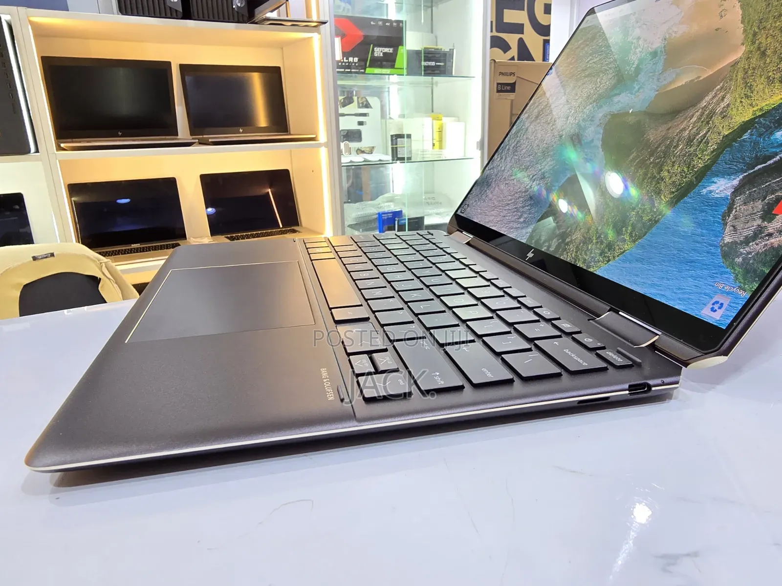 Laptop HP Spectre X360 16GB Intel Core i7 SSD 1T