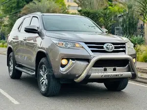 Toyota Fortuner 2017 Beige