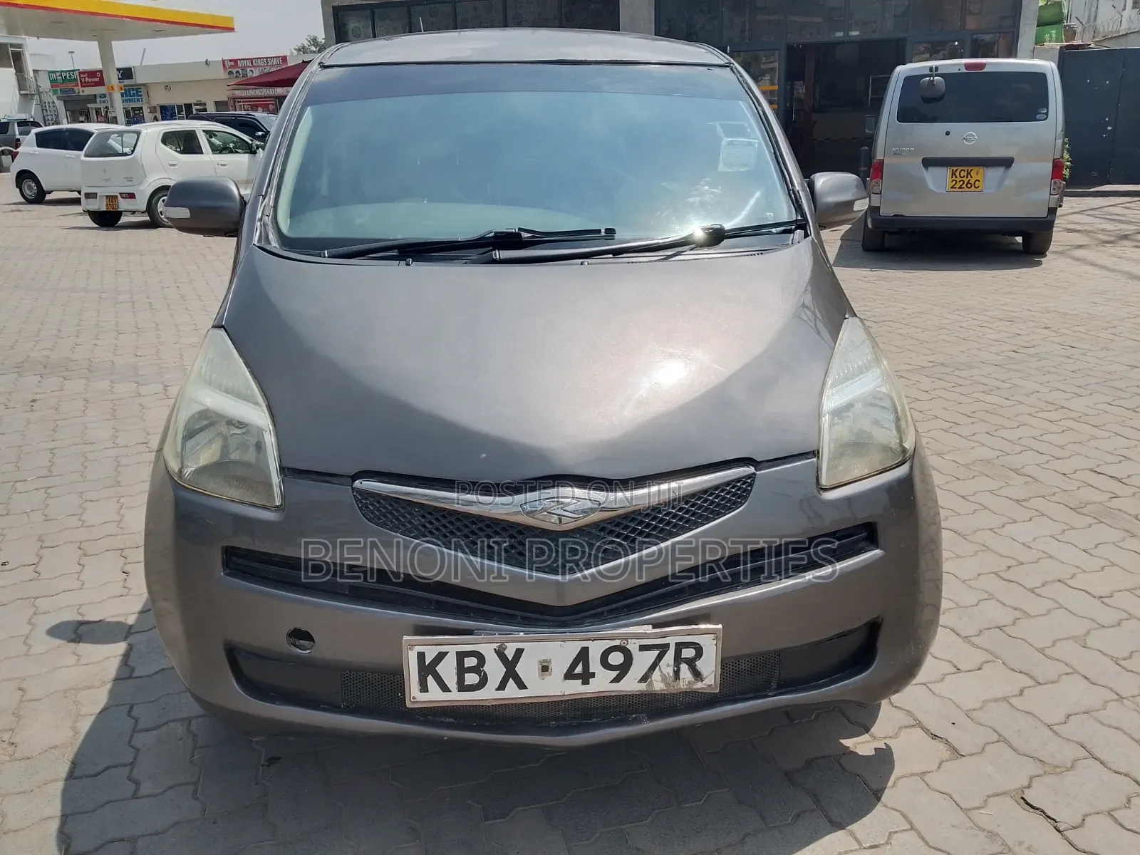 Toyota Ractis 2006 Gray